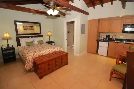 Coconut Mallory Resort And Marina By Kees Vacations - 154