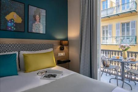 Hôtel Bristol - 97