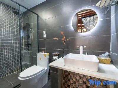 Lijiang Shuhe Romantic Time Boutique Homestay - 73