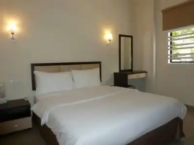 Hong - 3