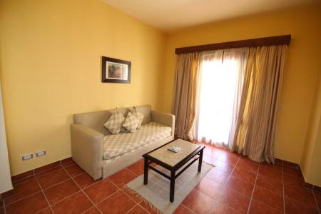 Tamra Beach Resort - 4