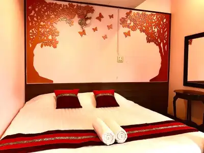 Baan Saranrom - 17