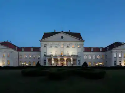 Austria Trend Schloss Wilhelminenberg Wien - 0