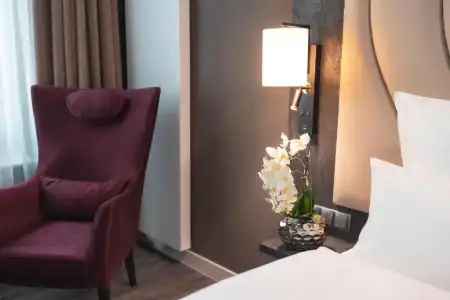 PLAZA Premium - 106