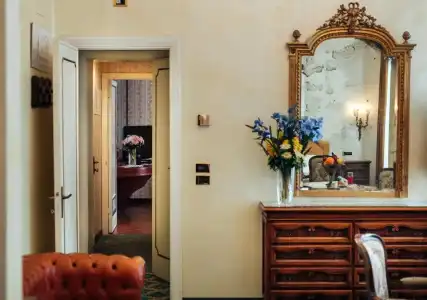 Grand Excelsior - 50