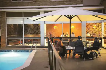 Royal Pacific - 18