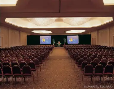 Hilton Houston North - 17