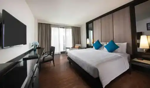 Mövenpick Sukhumvit 15 - 48