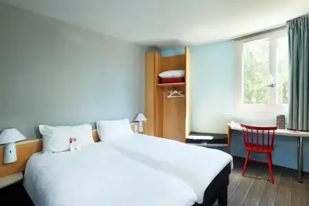 ibis Chartres Ouest Luce - 42