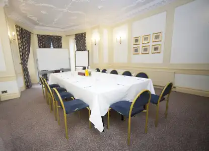 Arnos Manor - 14