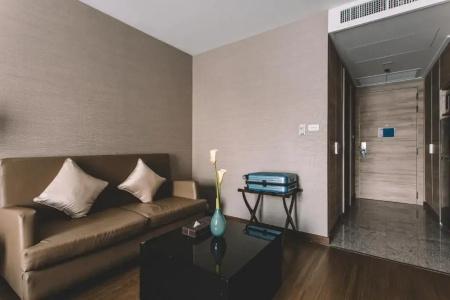 Adelphi Suites Bangkok - 205