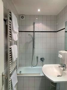 Mondial Comfort - Frankfurt City Centre - 35