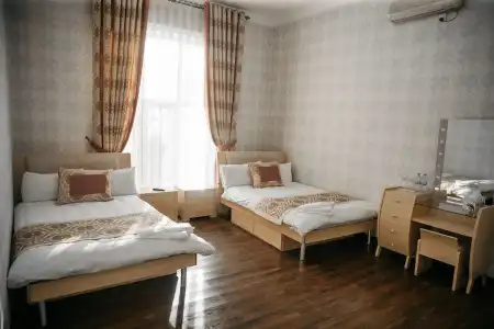 Shahlo - 20