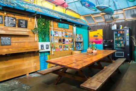 ITH Beach Bungalow Surf Hostel - 13