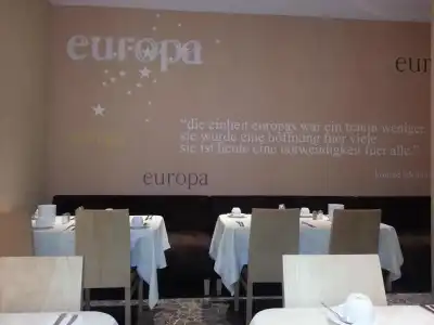Europa Life - 18