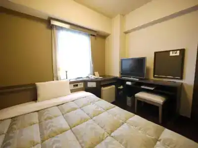 Route Inn Toyama Ekimae - 44