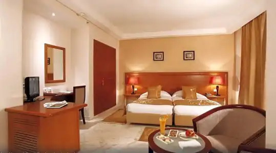 Tunis Grand - 94