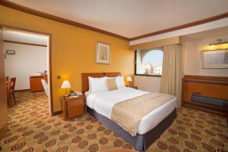 Ramada by Wyndham Bahrain - 30