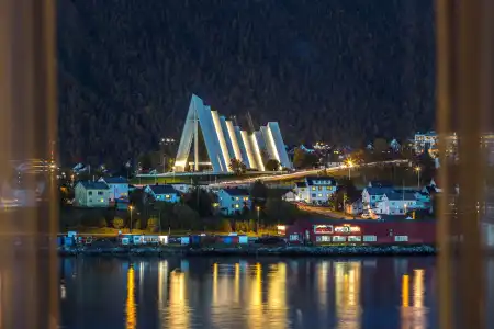 Radisson Blu, - 23