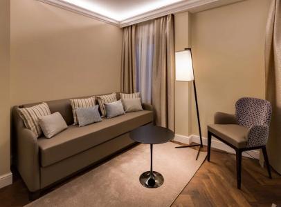 BW Premier Collection CHC Continental - 41