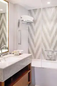 Pullman Dubai Creek City Centre Residences - 20