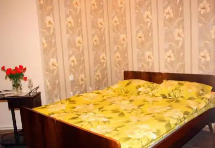 Christy - 31