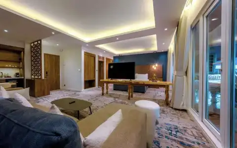 Queenco Entertainment Resort - 118