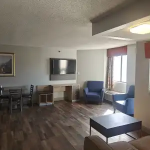 Mountain Vista Inn & Suites - 49