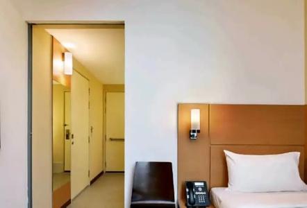ibis Singapore Novena - 39