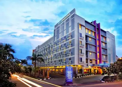 Royal Palm & Conference Center Cengkareng - 0