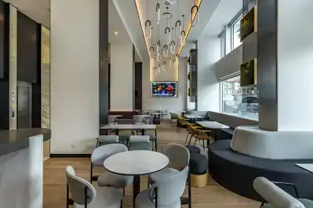 Yotel - 40