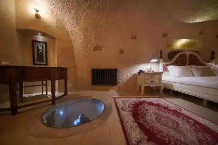 Maya Cave - 123