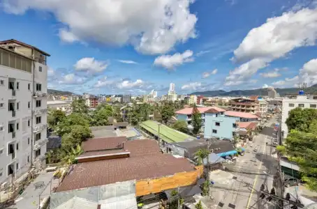 Lucky Patong - 86