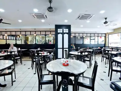 Pantai Inn - 21