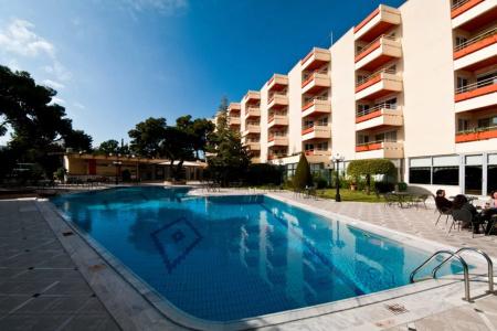 Oasis Apartments - 10