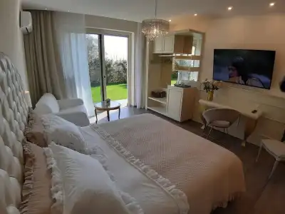 Dreams Guest House - 33