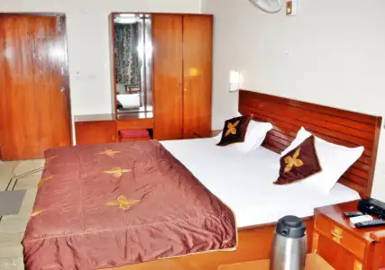 OYO 78478 Siddhi Vinayak - 4