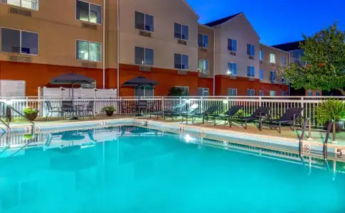 Hilton Garden Inn Lancaster - 11