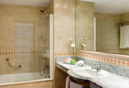 H10 Mediterranean Village - 35