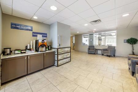 Best Western Naples Plaza - 13