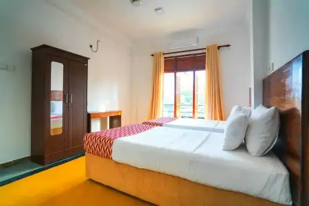 OYO 348 Ocean Bay Surf Resort - 3