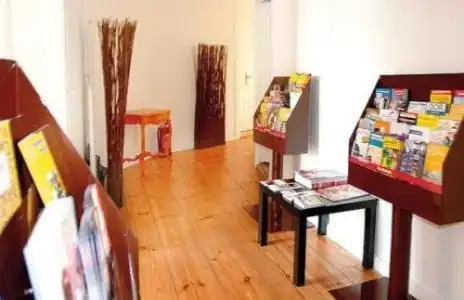 Gay Youth Hostel - 10