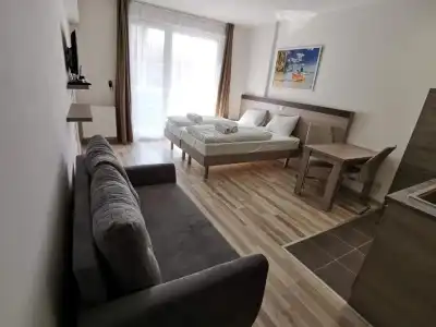 Corvin Holiday Apartment - 67