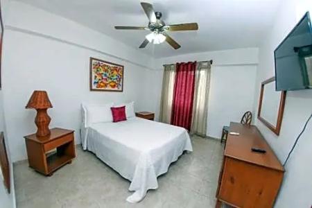 Acuarium Suite Resort - 32