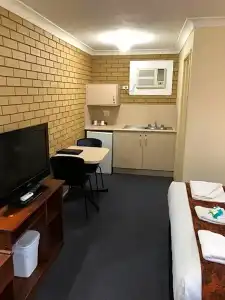 Chermside Motor Inn - 63