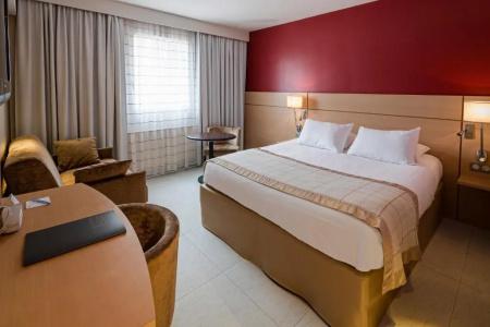 Best Western Plus Le Lavarin - 41
