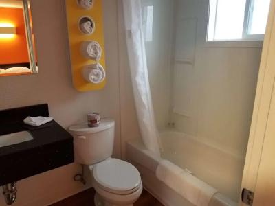 Motel 6 Cranbrook, BC - 93