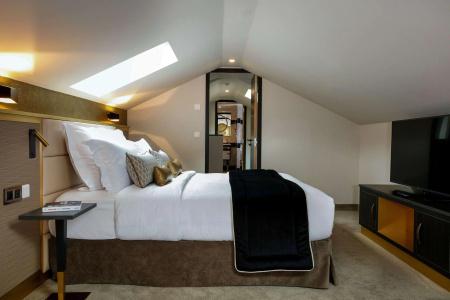 Niepce Paris, Curio Collection by Hilton - 6