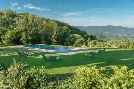Badia di Pomaio small luxurys of the world - 23
