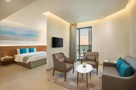 Wyndham Garden Ajman Corniche - 21